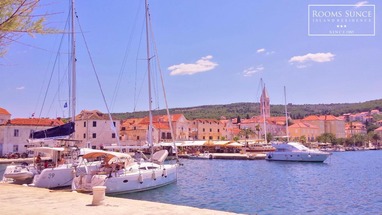 Apartments Residence Sunce Supetar - Cozy Base To Stay And Explore Island Brac Free Parking 外观 照片