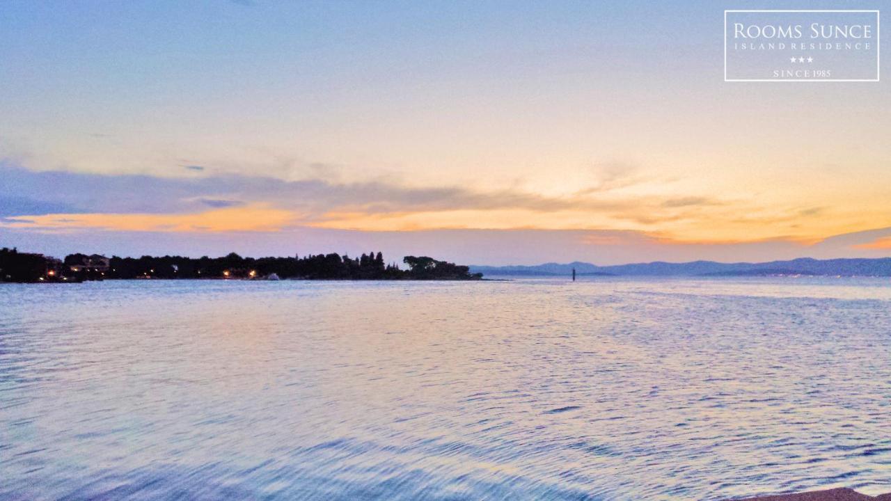 Apartments Residence Sunce Supetar - Cozy Base To Stay And Explore Island Brac Free Parking 外观 照片