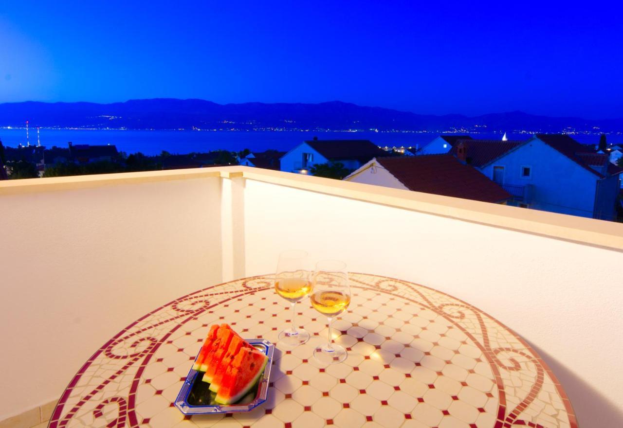 Apartments Residence Sunce Supetar - Cozy Base To Stay And Explore Island Brac Free Parking 外观 照片
