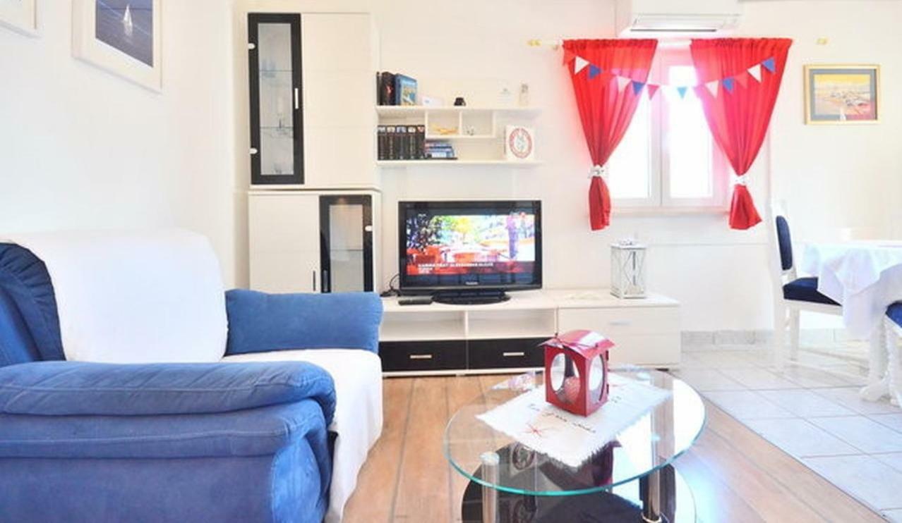 Apartments Residence Sunce Supetar - Cozy Base To Stay And Explore Island Brac Free Parking 外观 照片