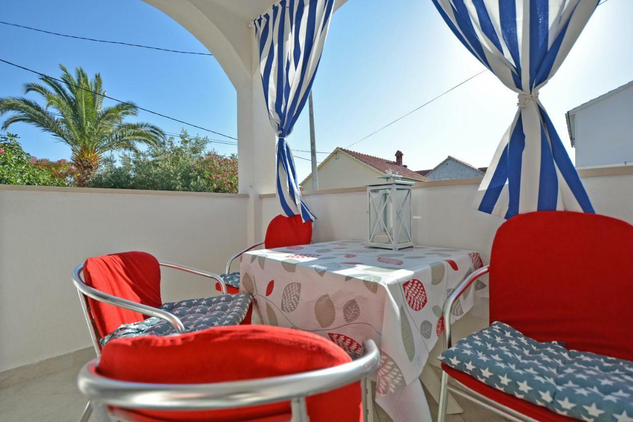 Apartments Residence Sunce Supetar - Cozy Base To Stay And Explore Island Brac Free Parking 外观 照片