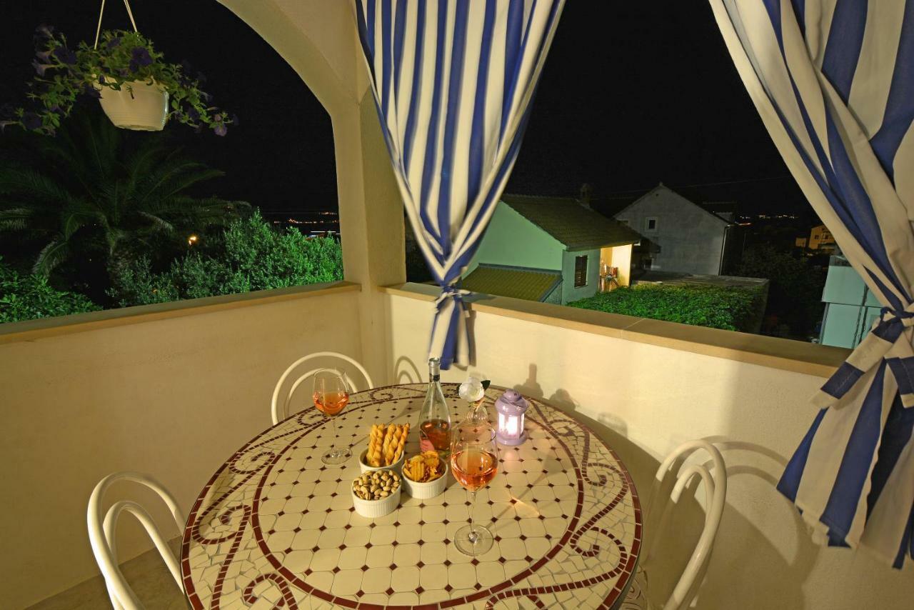 Apartments Residence Sunce Supetar - Cozy Base To Stay And Explore Island Brac Free Parking 外观 照片
