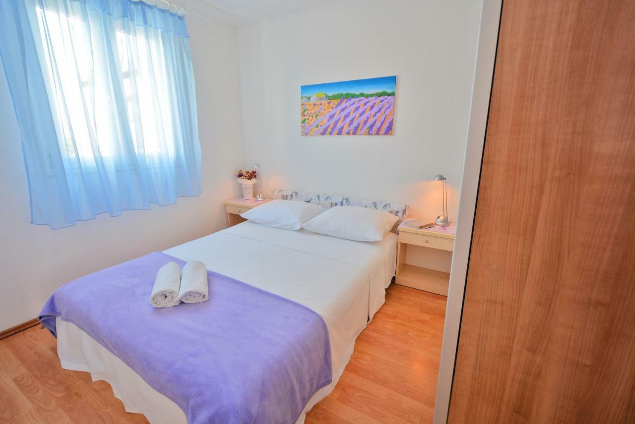 Apartments Residence Sunce Supetar - Cozy Base To Stay And Explore Island Brac Free Parking 外观 照片
